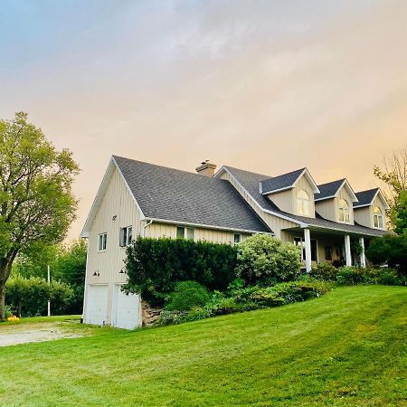 The Glen Huron Inn Duntroon Buitenkant foto
