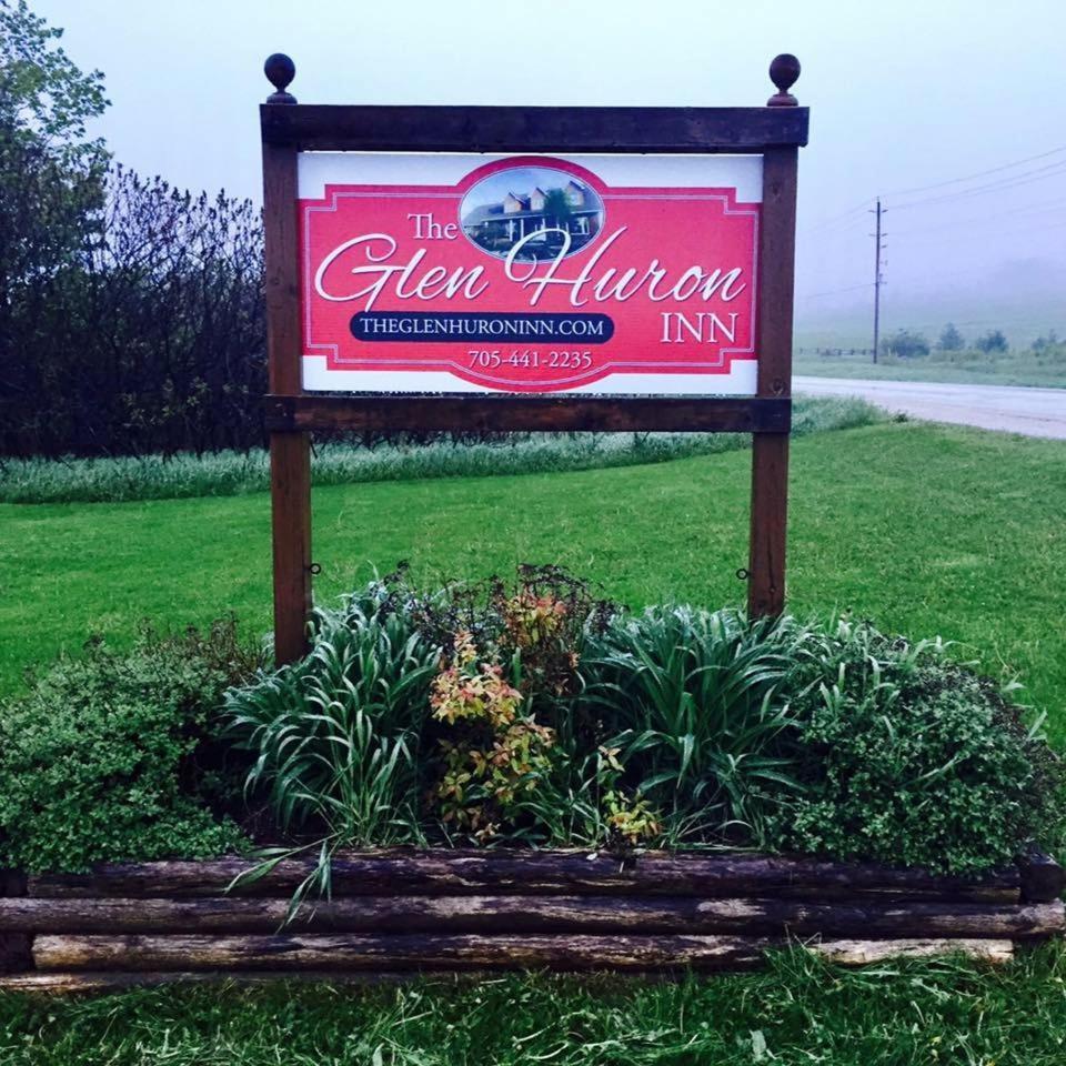 The Glen Huron Inn Duntroon Buitenkant foto